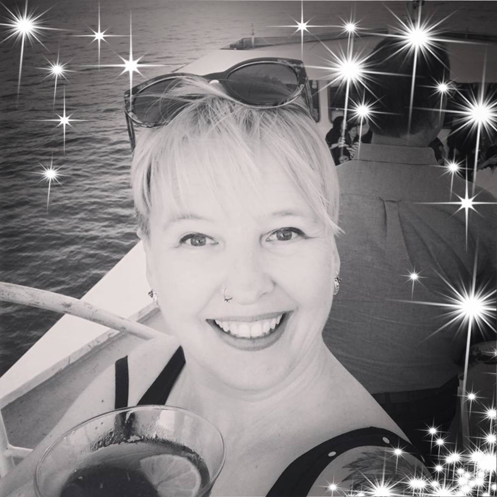 Meet your Posher, Naomi